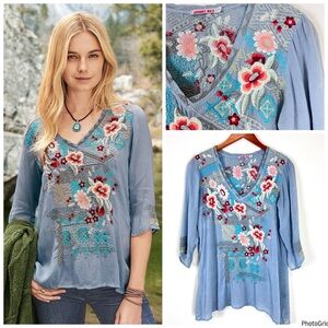 Johnny Was Three quarter Sleeve V-neck Embroidered Top Small